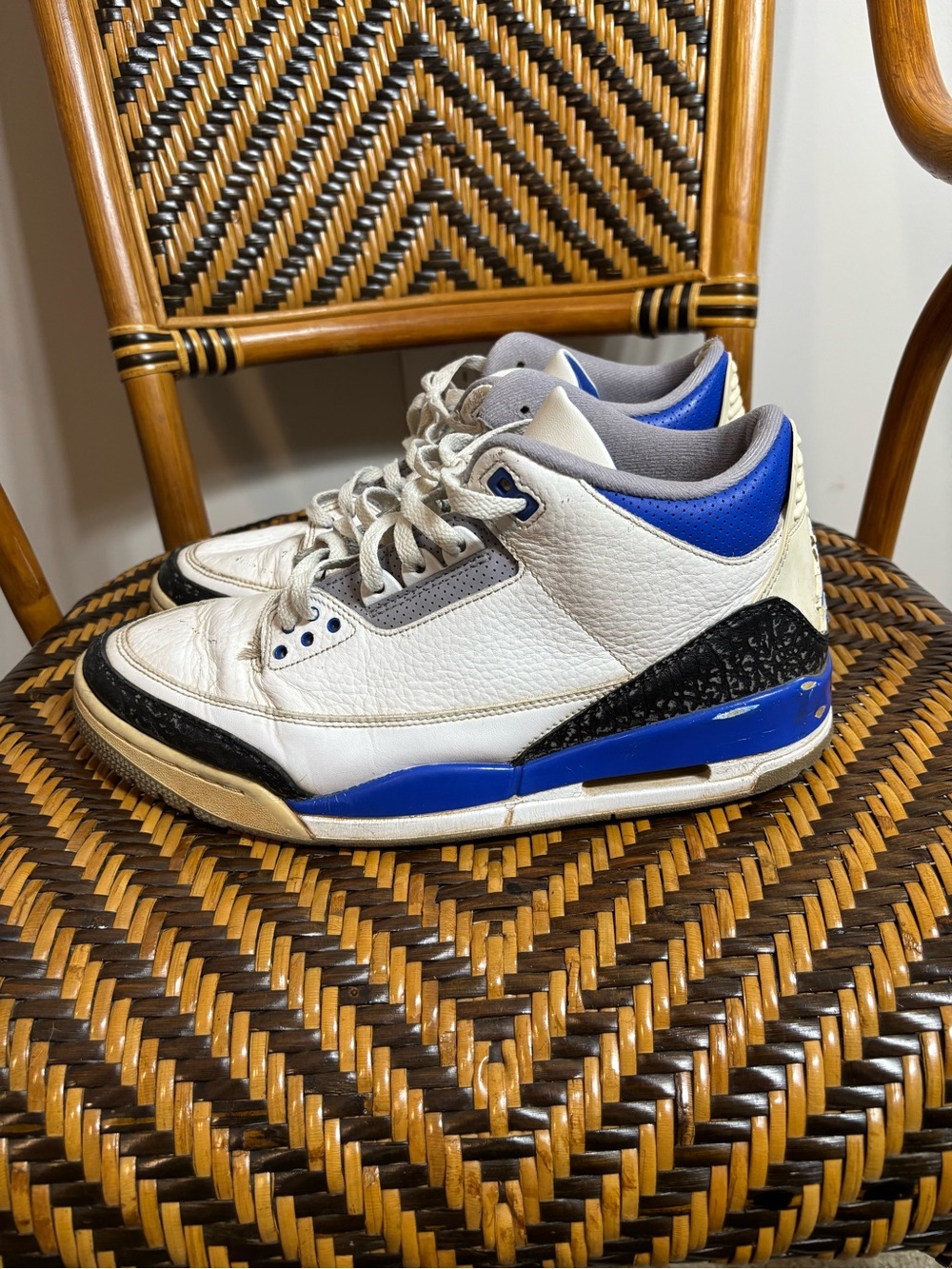 Jordan 3 Retro Racer Blue Sneakers Size 10.5 Worn